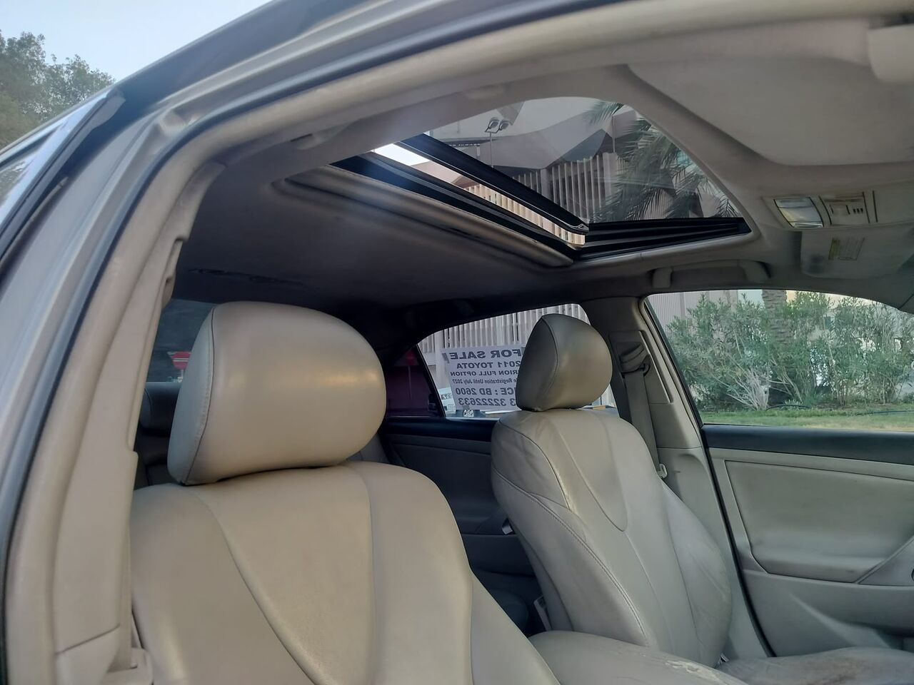Manama, Vehicles, Cars & Trucks , BHD 2200,  Toyota Avalon,  2011,  ,
