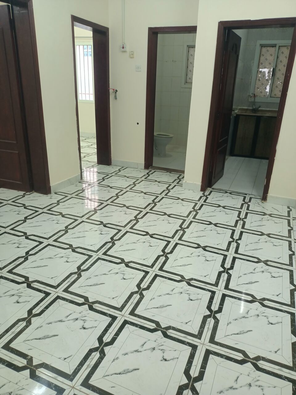 Gudaibiya, Apartments, Flats, Houses & Villas, BHD 200/month,  2 BR,  Semi Furnished 2 Bedroom Flat For Rent In Gudaibiya With Electricity