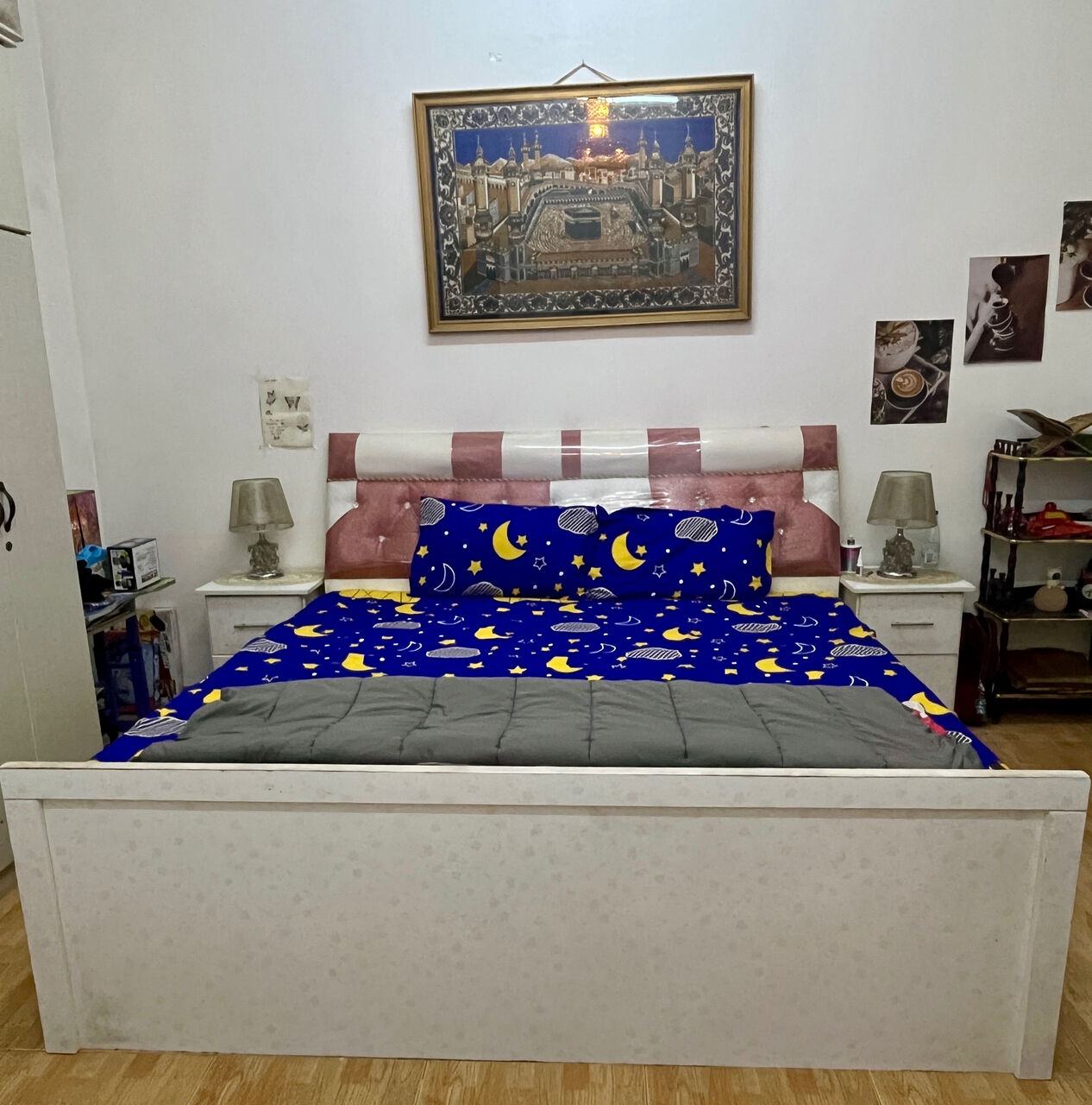 Dammam, Furniture, SAR 850,  Complete Bedroom Set &ndash; Bed + Dressing + 2 Side Tables | Good Condition
