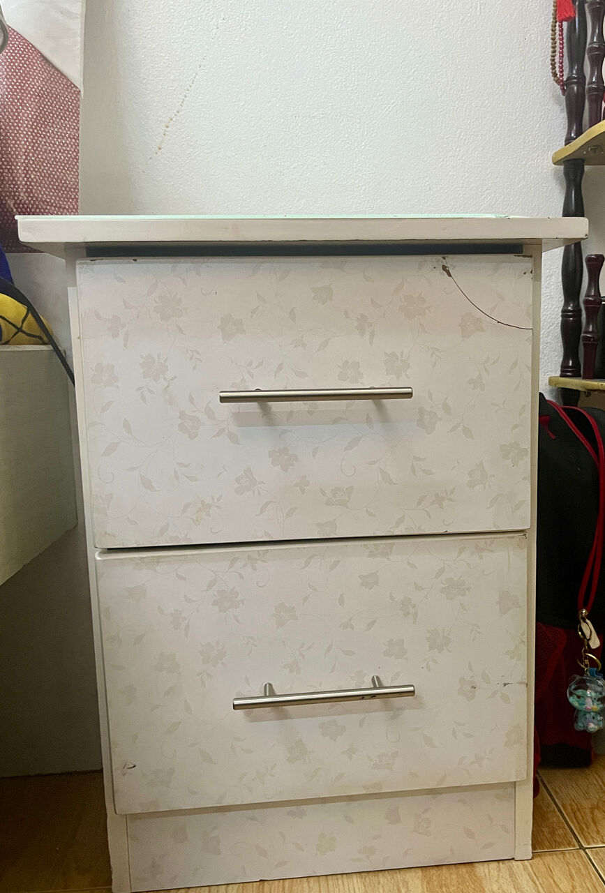 Dammam, Furniture, SAR 850,  Complete Bedroom Set &ndash; Bed + Dressing + 2 Side Tables | Good Condition
