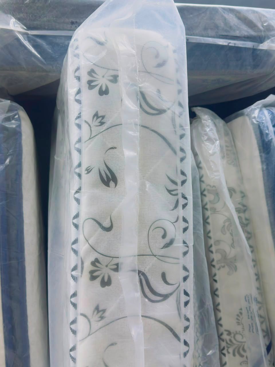 Jeddah, Furniture, SAR 5,  New Luxurious Medicated Matress Available