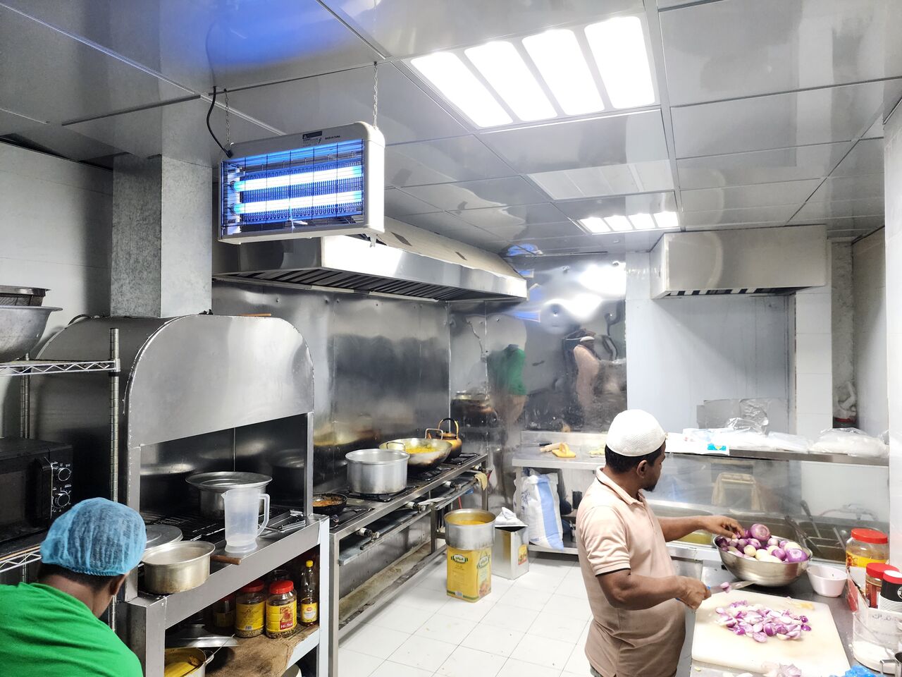 Al Badiyah, Shops, SAR 120000,  90 Sq. Meter,  A New Running Restaurant To Be Sold