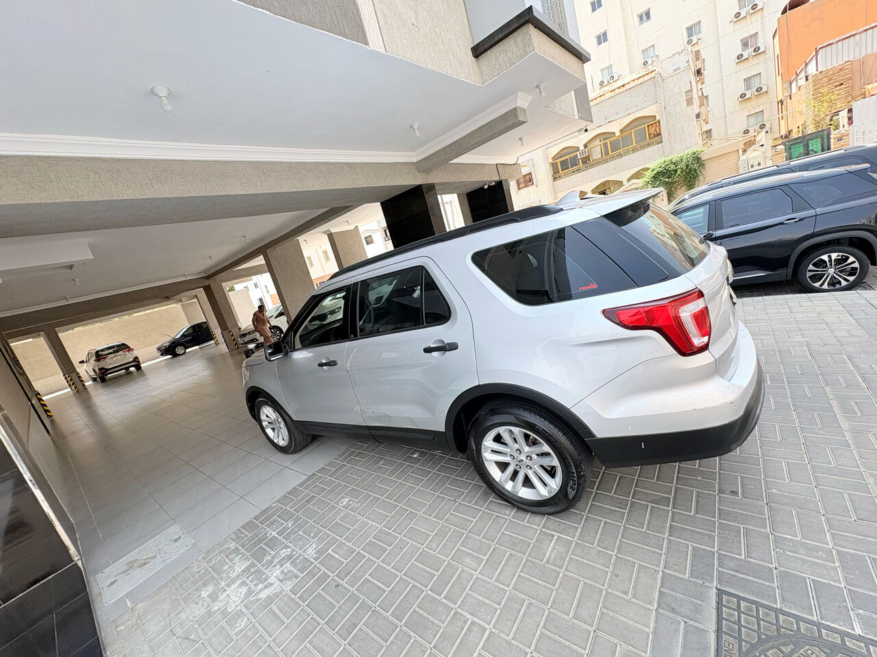 Riyadh, Vehicles, Cars & Trucks , SAR 45000,  Ford Explorer,  2016,  Automatic,  270000 KM,