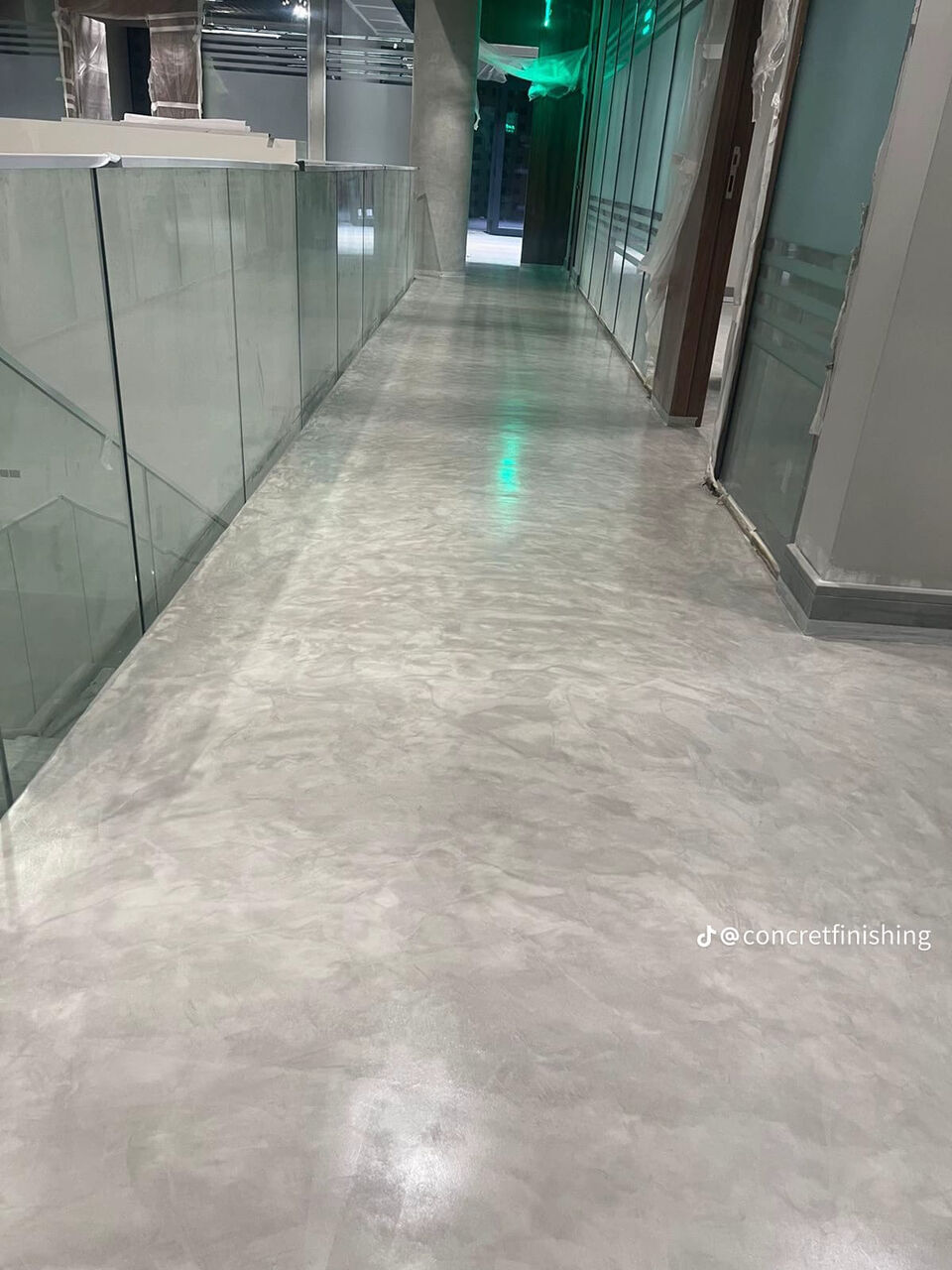 Al Aziziyah, Construction, Concrete