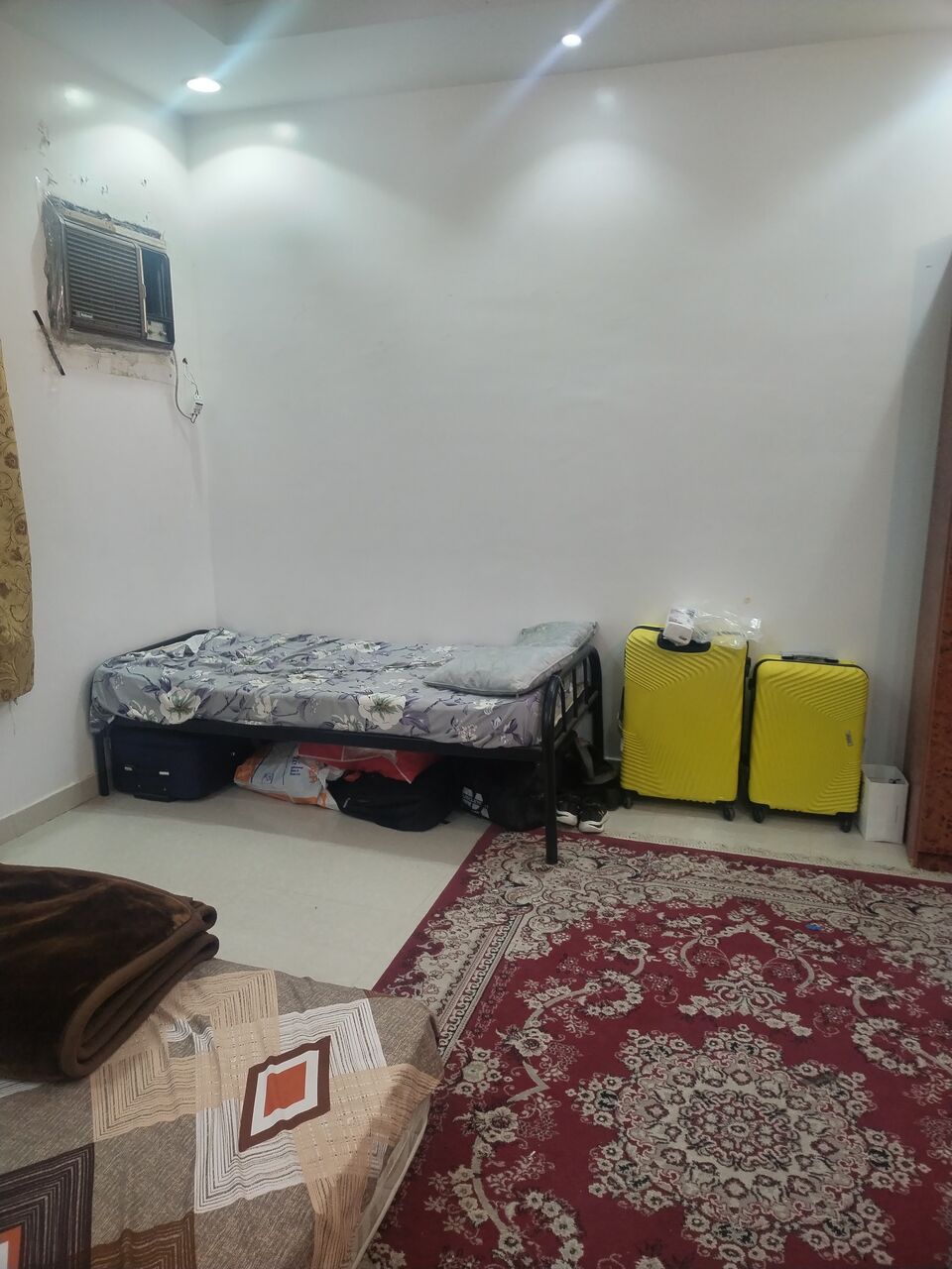 Riyadh, Rooms for Rent, SAR 900/month,  Furnished,  Offring Room  Kitchen And Wash Room And Tv Hall Combined Pakistani National Only