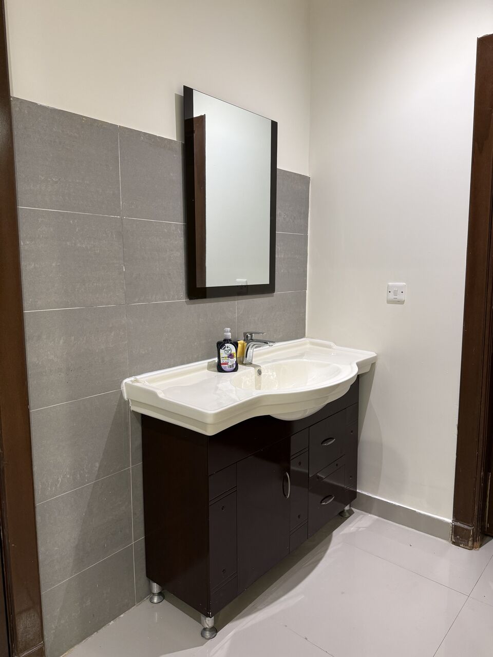 Al Yasmin, Apartments, Flats, Houses & Villas, SAR 3500/month,  1 BR,  Apartment For Rent - 1st Floor
