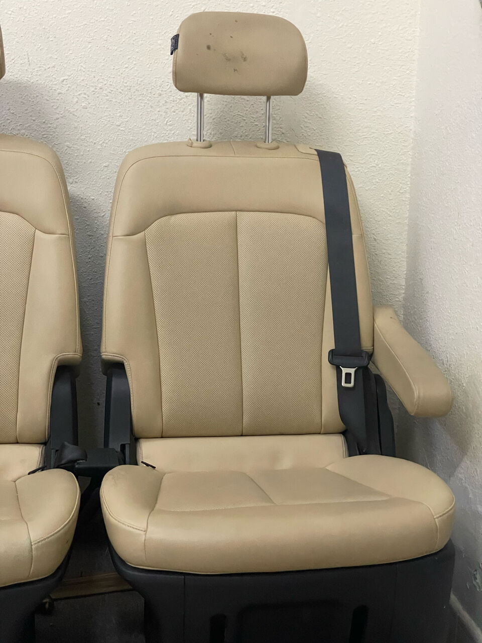 Jeddah, Auto Parts, SAR 200,  Car Seat Astra Hyundai