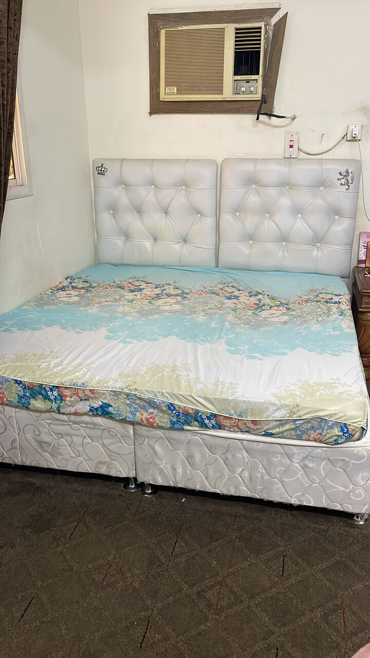 Jeddah, Furniture, SAR 80,  2 Single Beds Without Mattress