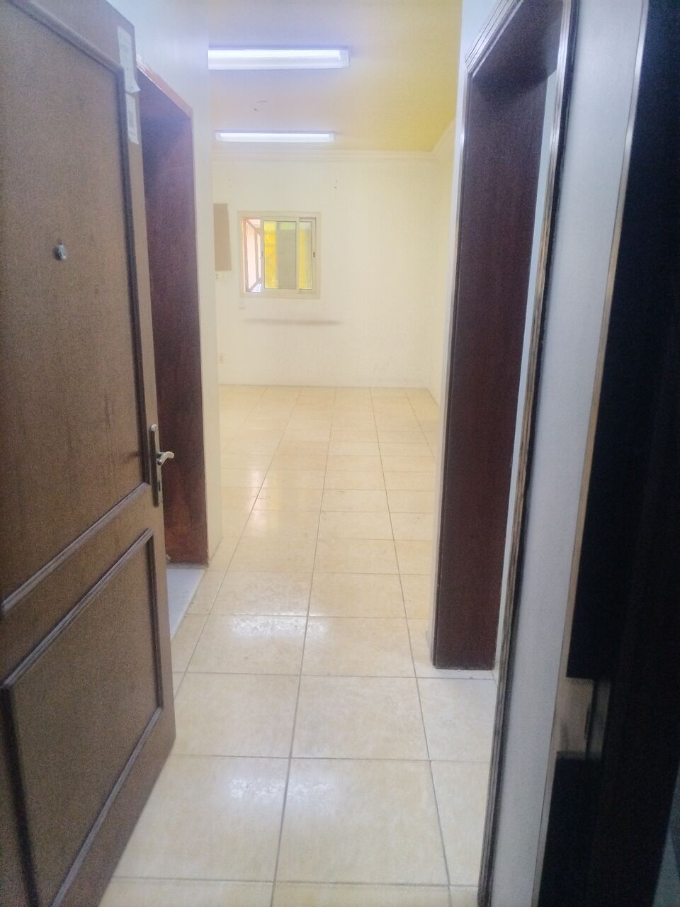 Khobar, Apartments, Flats, Houses & Villas, SAR 22/year,  3 BR,  Family Apartment For Rent (3 Bedrooms, Hall, Two Bathrooms, Two Entrance Kitchens, 1st Flo