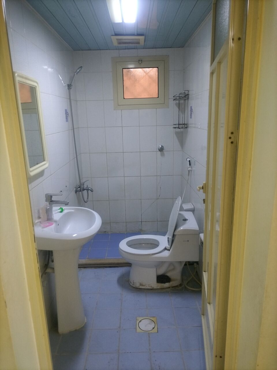 Khobar, Apartments, Flats, Houses & Villas, SAR 22/year,  3 BR,  Family Apartment For Rent (3 Bedrooms, Hall, Two Bathrooms, Two Entrance Kitchens, 1st Flo