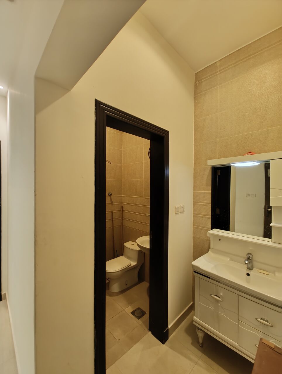 Al Malaz, Apartments, Flats, Houses & Villas, SAR 50000/year,  3 BR,  3BHK Family Apartment Available In Al Malaz Near IISR