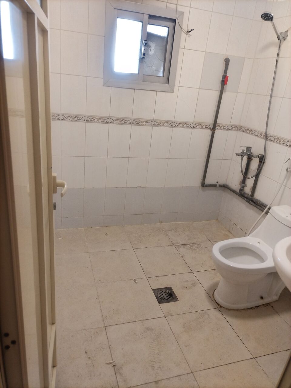 Khobar, Apartments, Flats, Houses & Villas, SAR 22600/year,  3 BR,  Family Apartment For Rent (3 Bedrooms, Hall, Two Bathrooms, Two Entrances, Kitchen, First