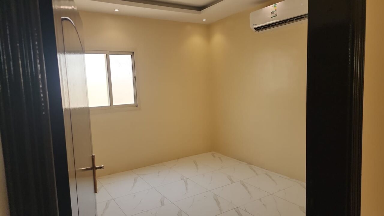 Al Malaz, Apartments, Flats, Houses & Villas, SAR 46000/year,  3 BR,  3BHK Family Apartment Available In Al Malaz Near LuLu Murabba