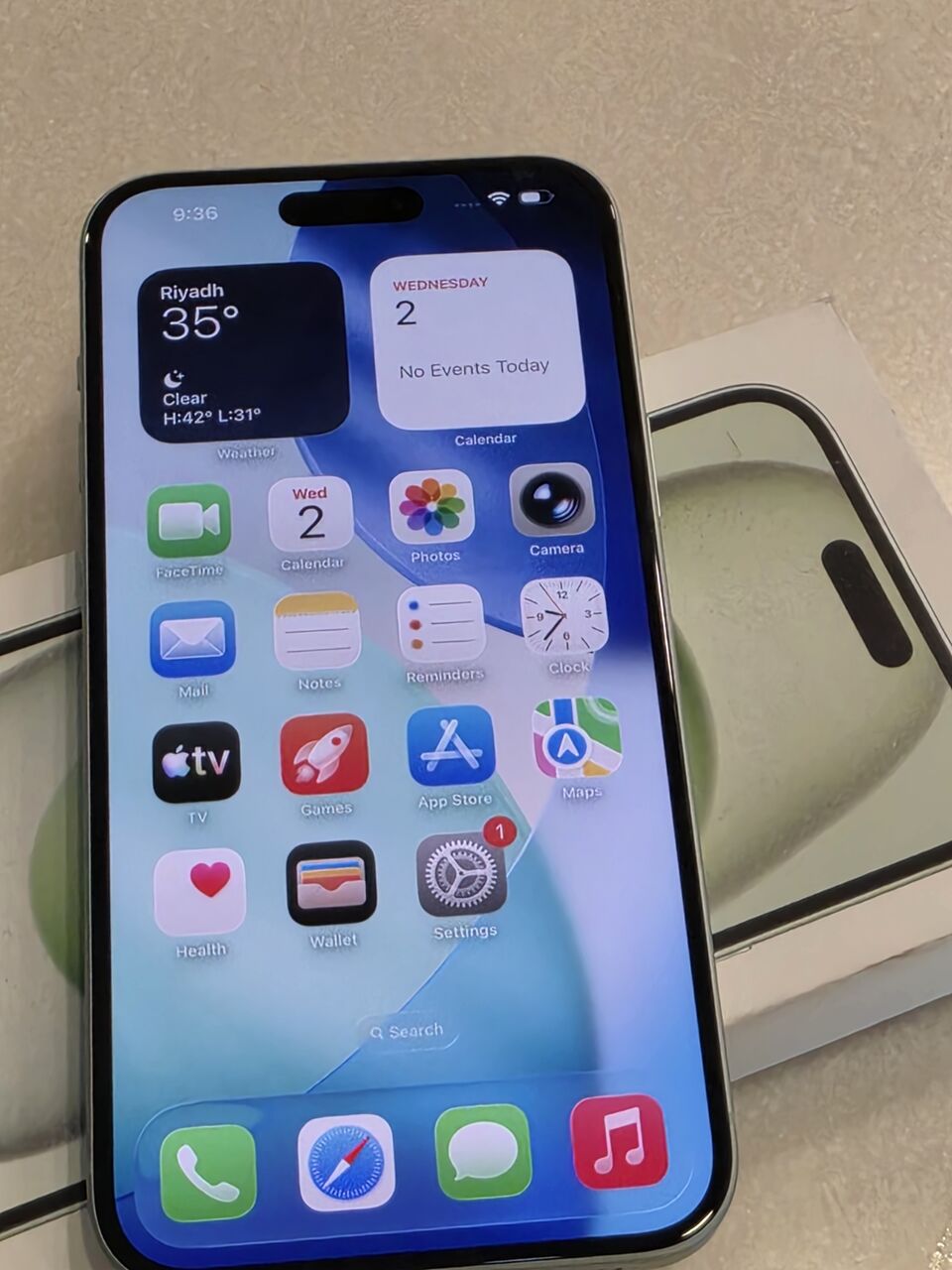 Dammam, Mobile Phones, SAR 2400,  IPhone 15 Plus 256 GB Batary 99