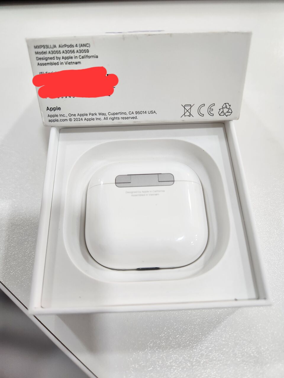 Dammam, Electronics, SAR 500,  AirPods 4 With Active Noise Cancellation