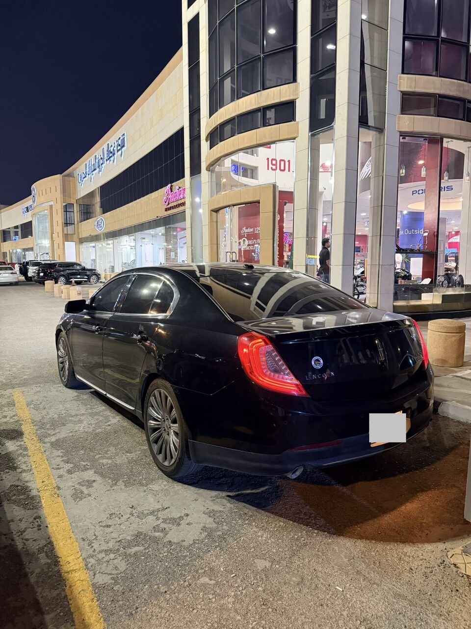 Riyadh, Vehicles, Cars & Trucks , SAR 28000,  Lincoln MKS,  2013,  Automatic,  190000 KM,