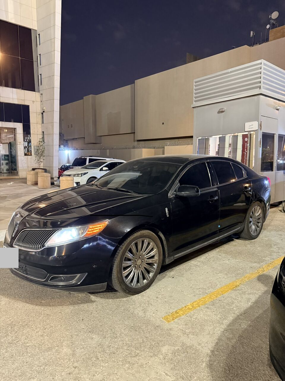 Riyadh, Vehicles, Cars & Trucks , SAR 28000,  Lincoln MKS,  2013,  Automatic,  190000 KM,