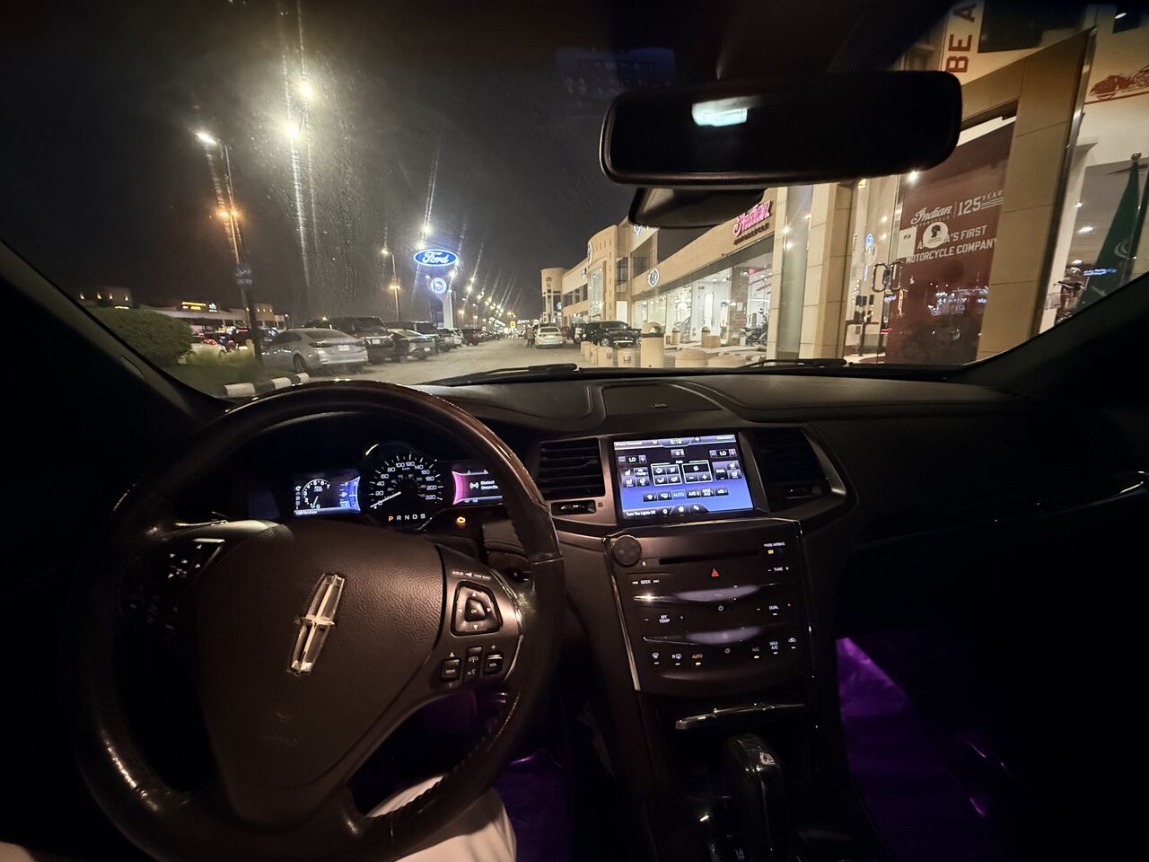 Riyadh, Vehicles, Cars & Trucks , SAR 28000,  Lincoln MKS,  2013,  Automatic,  190000 KM,