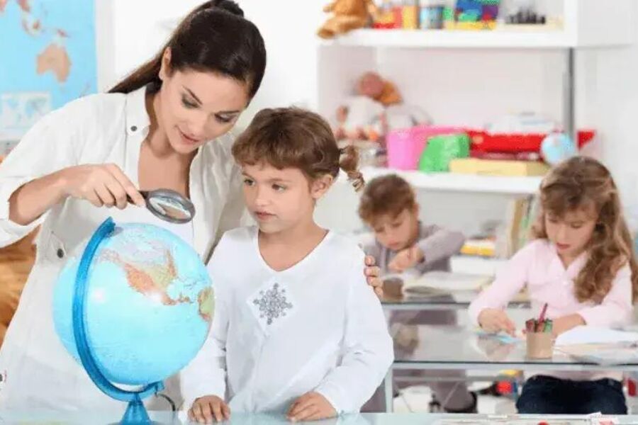 Mumbai, Lessons Offered, Post Graduate Diploma In Nursery Teacher Training Course.