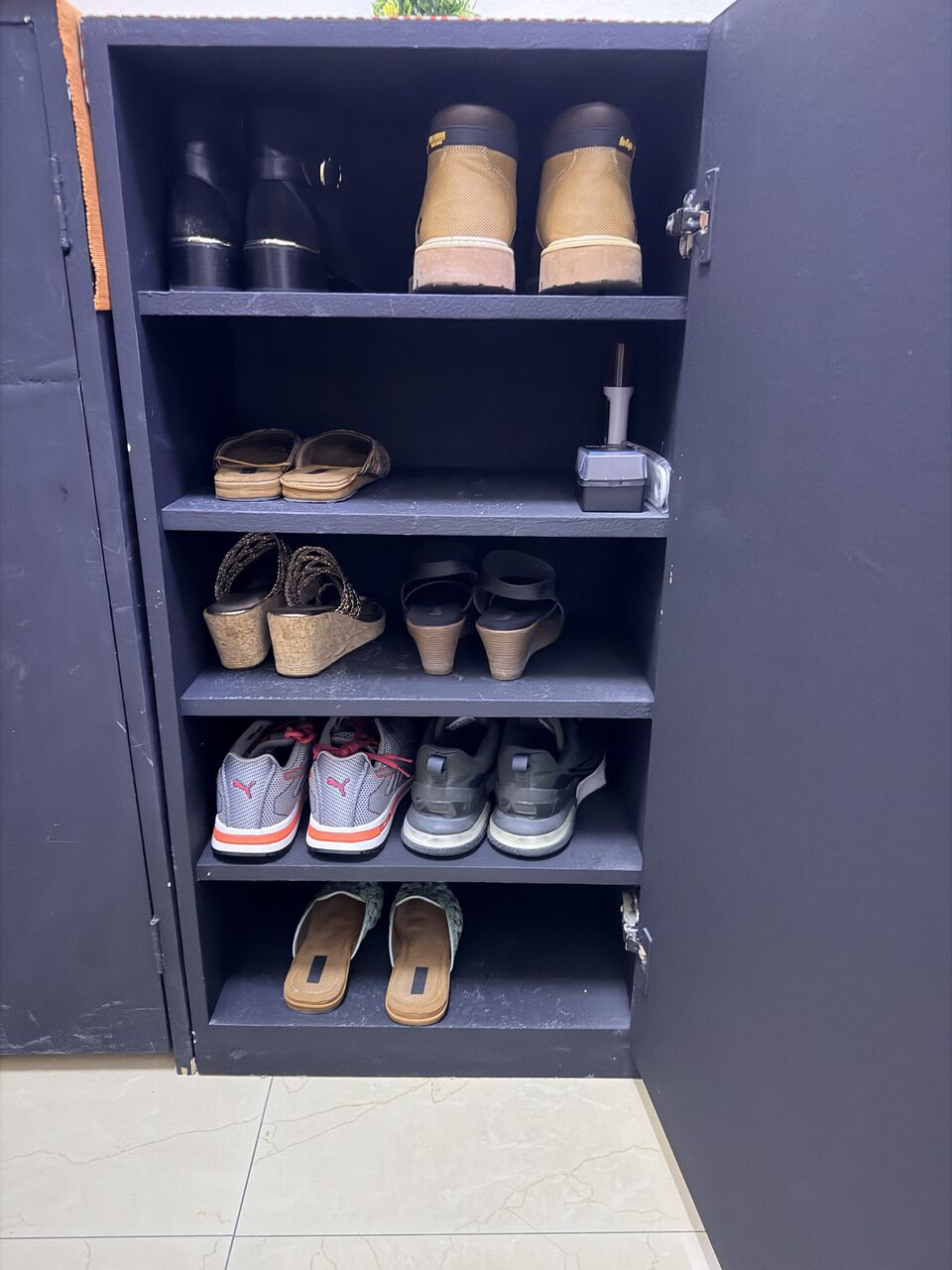 Juffair, Furniture, BHD 10,  2 Shoe Racks For Sale