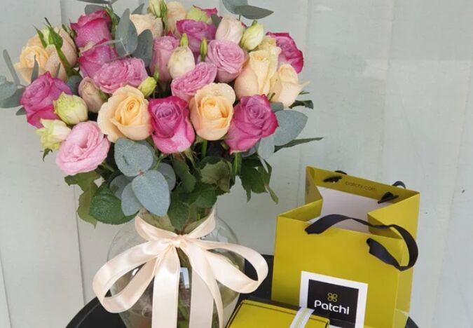 Dubai, Farm & Garden, AED 450,  Premium Roses Dubai &ndash; Luxury Rose Bouquets By La Fleur