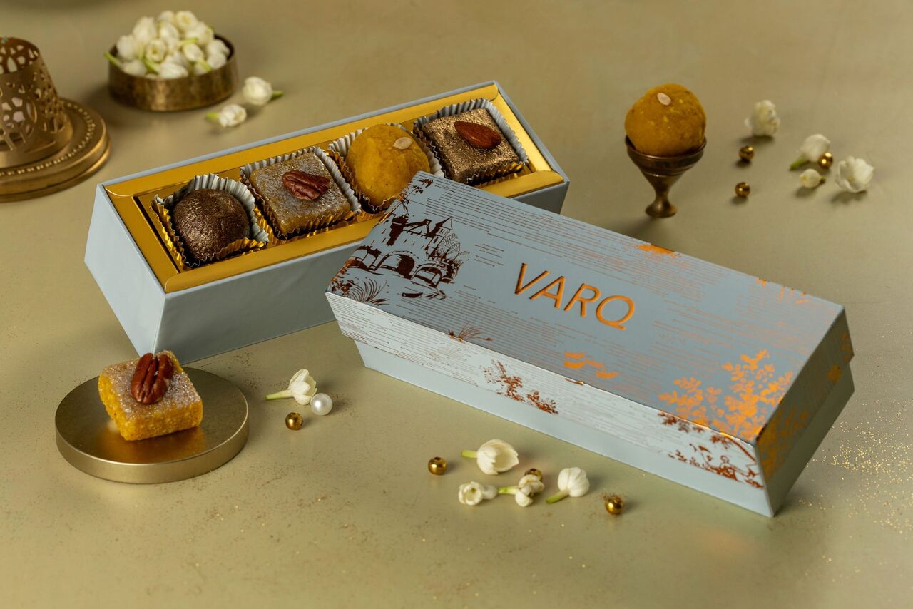New York, Food, USD 18,  Diwali Gift For Staff With A Festive Touch