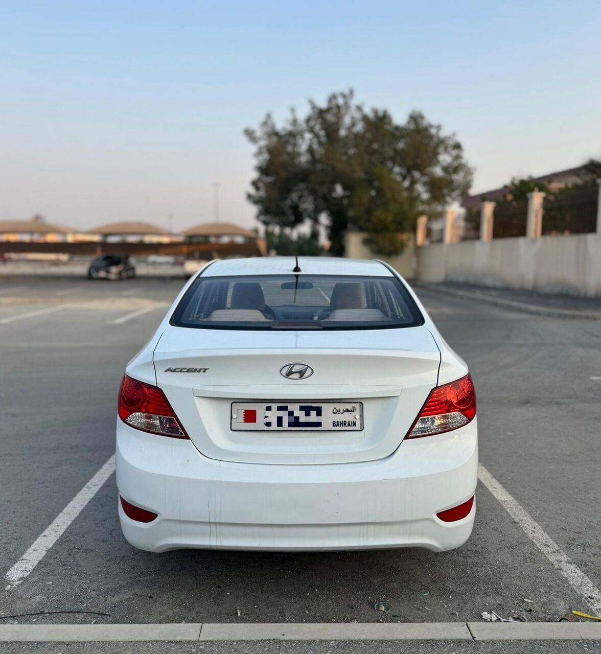 Zinj, Vehicles, Cars & Trucks , BHD 2500,  HYUNDAI ACCENT,  2017,  Automatic,  147000 KM,    | ZERO ACCIDENT | MID OPTION | WELL MAINTAINED