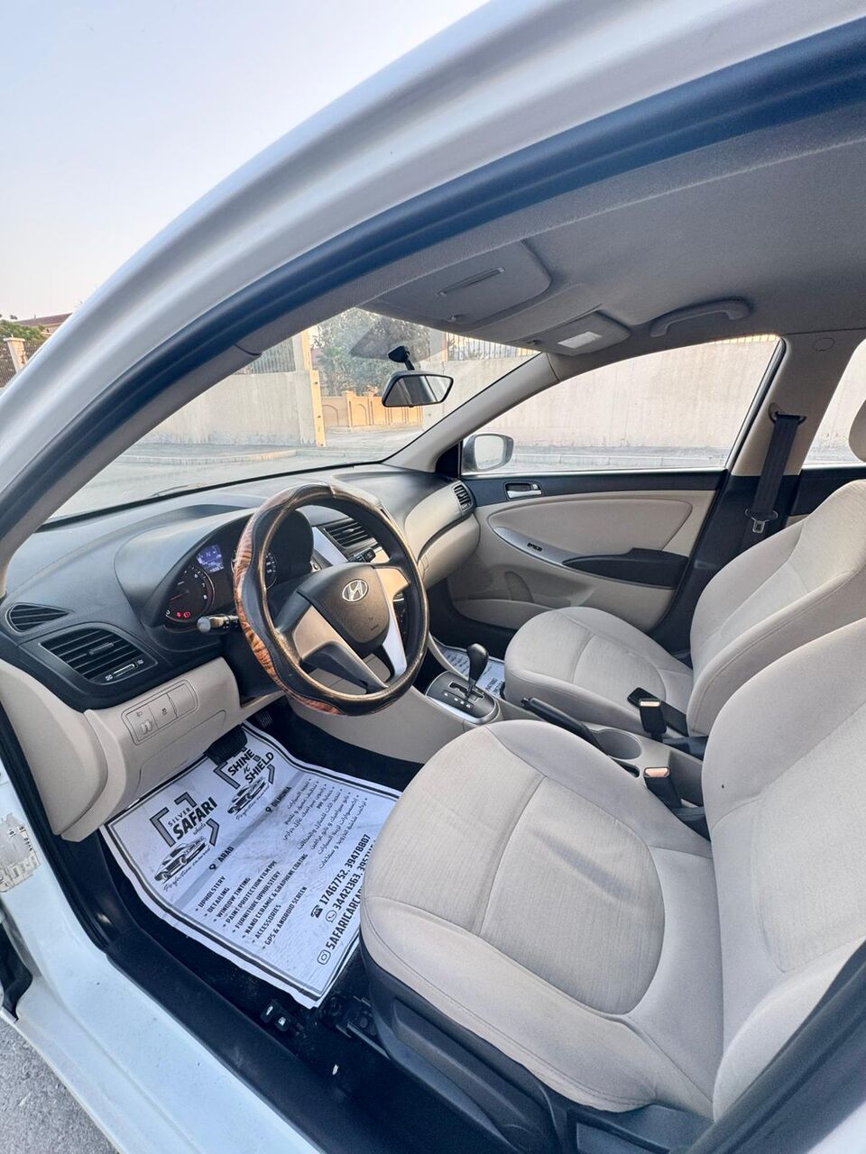 Zinj, Vehicles, Cars & Trucks , BHD 2500,  HYUNDAI ACCENT,  2017,  Automatic,  147000 KM,    | ZERO ACCIDENT | MID OPTION | WELL MAINTAINED