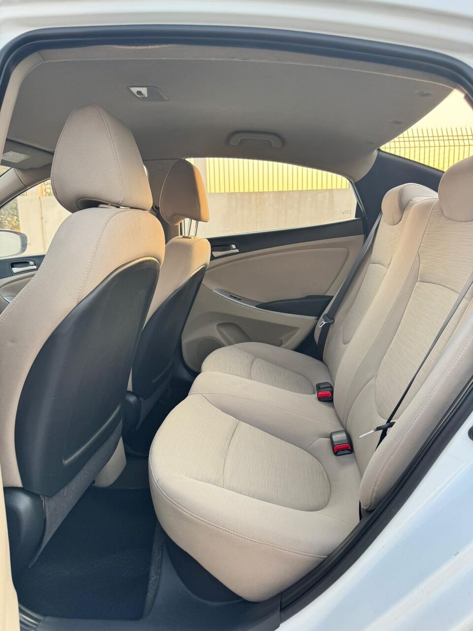 Zinj, Vehicles, Cars & Trucks , BHD 2500,  HYUNDAI ACCENT,  2017,  Automatic,  147000 KM,    | ZERO ACCIDENT | MID OPTION | WELL MAINTAINED