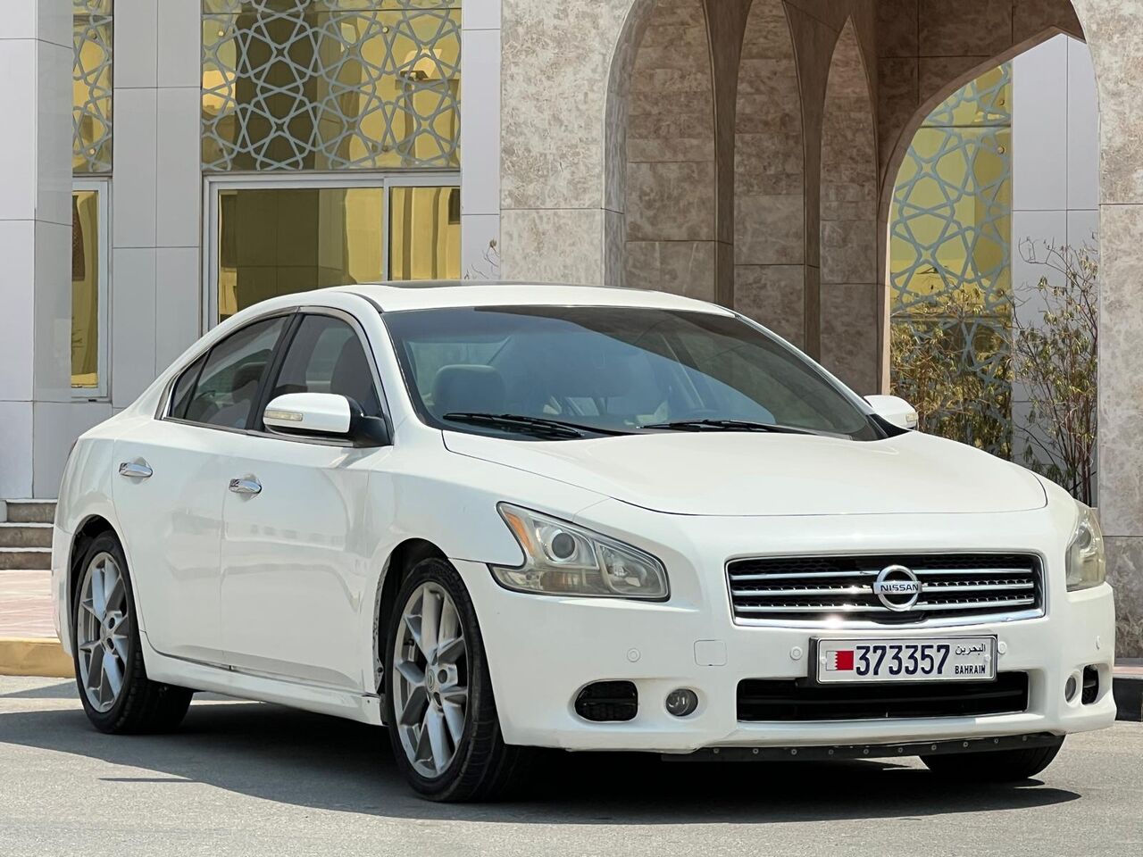 Riffa, Vehicles, Cars & Trucks , BHD 1150,  Nissan Maxima,  2010,  Automatic,  235000 KM,   MODEL  FOR SALE