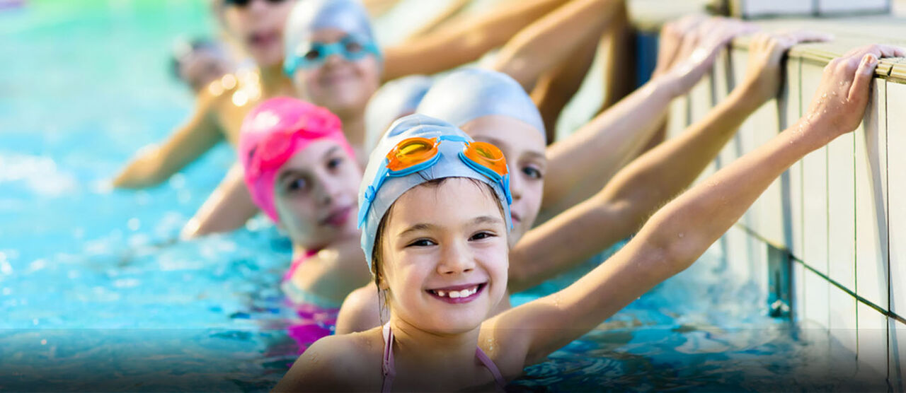 Manama, Training, Swimming Trainer