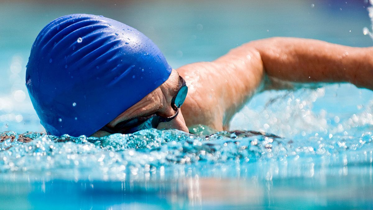 Manama, Training, Swimming Trainer