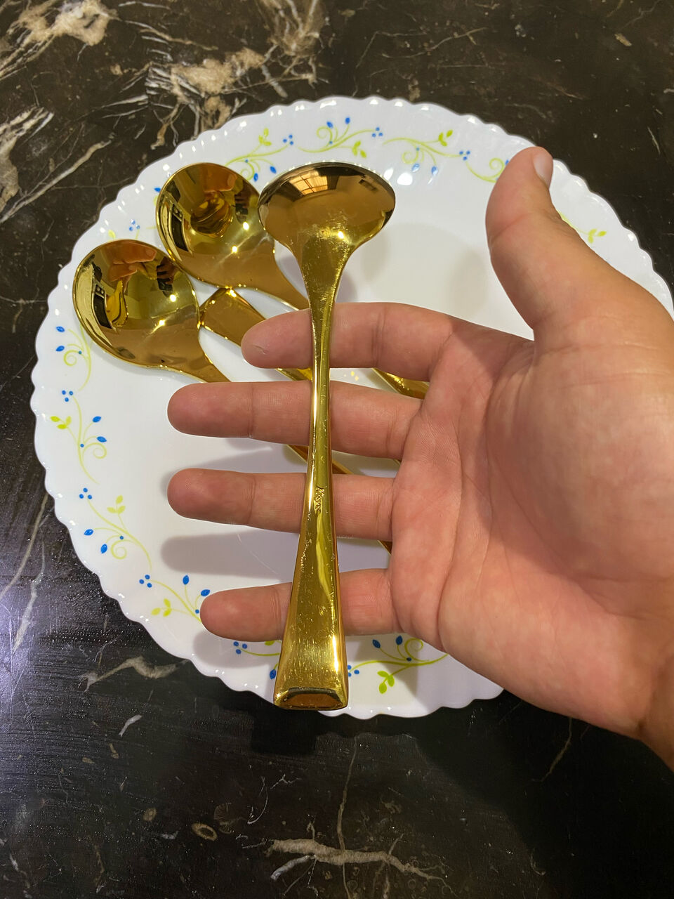 Manama, Household Items, BHD 35,  45 Pcs GOLDEN KAYA SPOONS &ndash; URGENT SALE | Bulk Deal | PRICE NEGOTIABLE