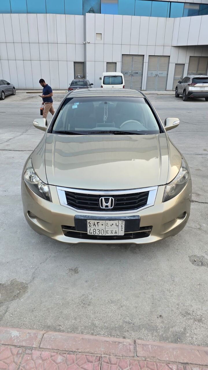 Hara, Vehicles, Cars & Trucks , SAR 20000,  Honda Accord EX-L,  2009,  Automatic,  298 KM,  Honda Accord  2.4L Full  | Fahas Valid | 298,000 KM-   SAR- 20,000