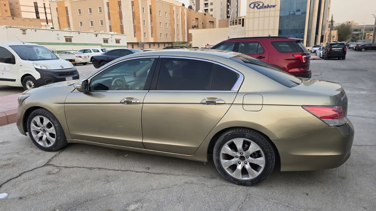 Hara, Vehicles, Cars & Trucks , SAR 20000,  Honda Accord EX-L,  2009,  Automatic,  298 KM,  Honda Accord  2.4L Full  | Fahas Valid | 298,000 KM-   SAR- 20,000