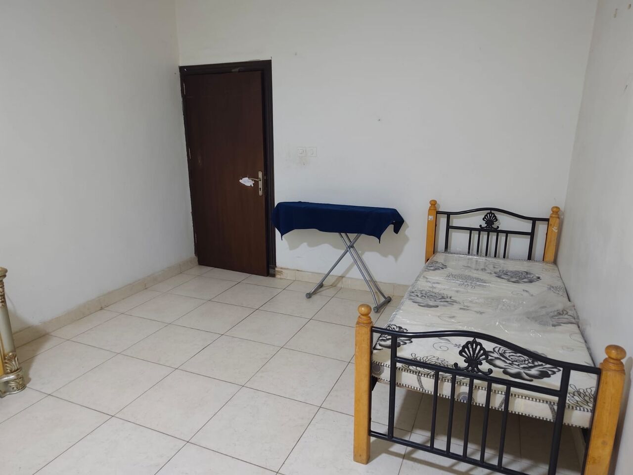 Dammam, Bedspace For Rent, SAR 550/month,  Sigle Bed Includes WiFi And Electric