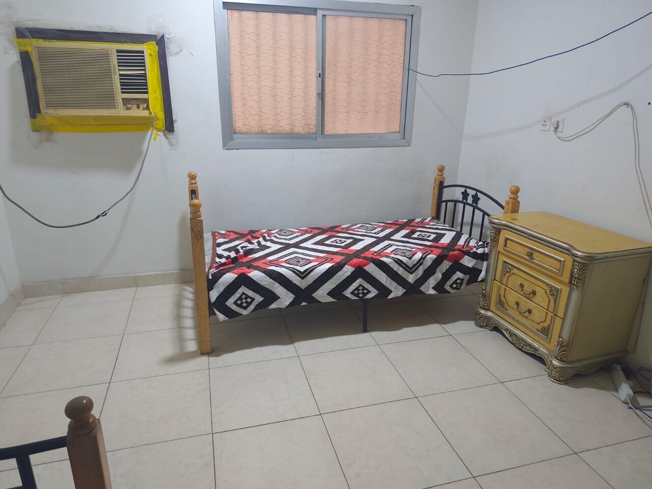 Dammam, Bedspace For Rent, SAR 500/month,  Sigle Bed Includes WiFi And Electric