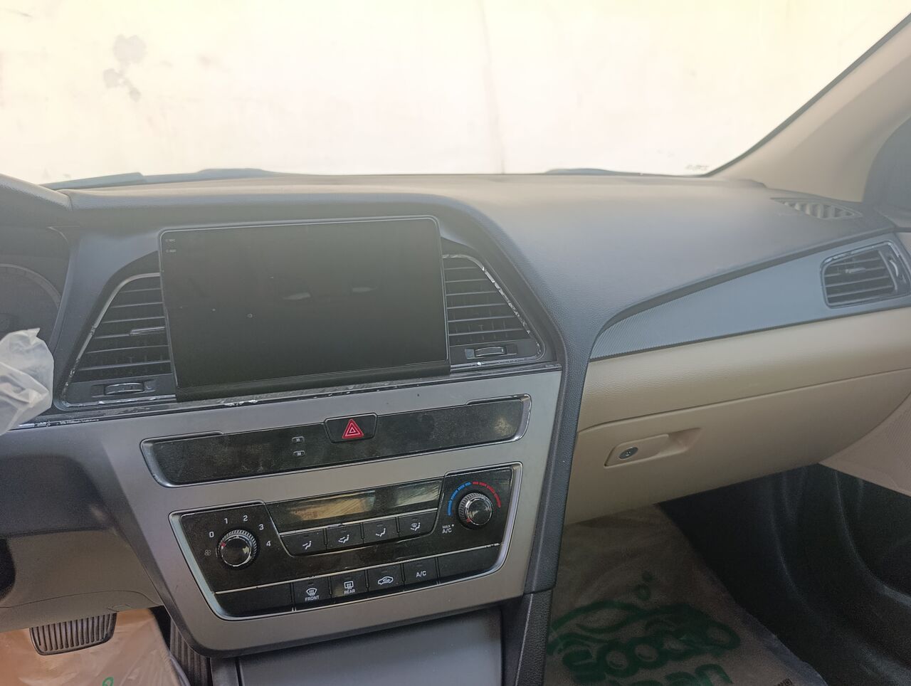 Riyadh, Vehicles, Cars & Trucks , SAR 26,  Hyundai Sonata,  2017,  Automatic,  531562 KM,  Very Good Condition: Fahas Updated On 27th August