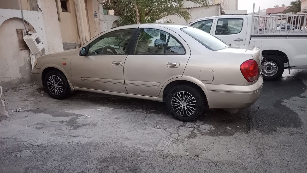 Riffa, Vehicles, Cars & Trucks , BHD 900,  Nissan Sunny,  2005,  Automatic,  275000 KM,   For Sale