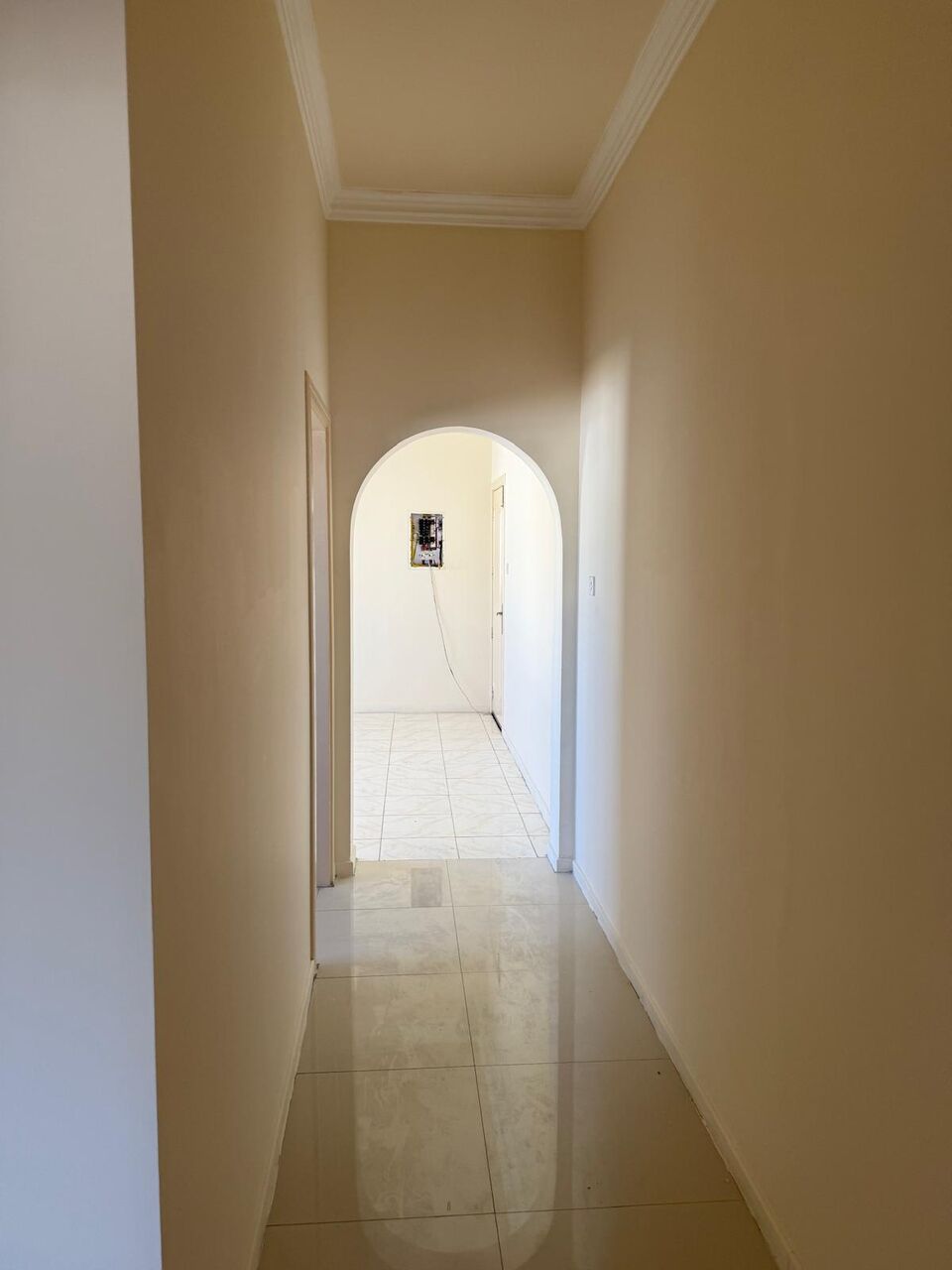 Salmaniya, Apartments, Flats, Houses & Villas, BHD 200/month,  2 BR,  2 Bedroom Unfurnished Flat For Rent Without Ewa