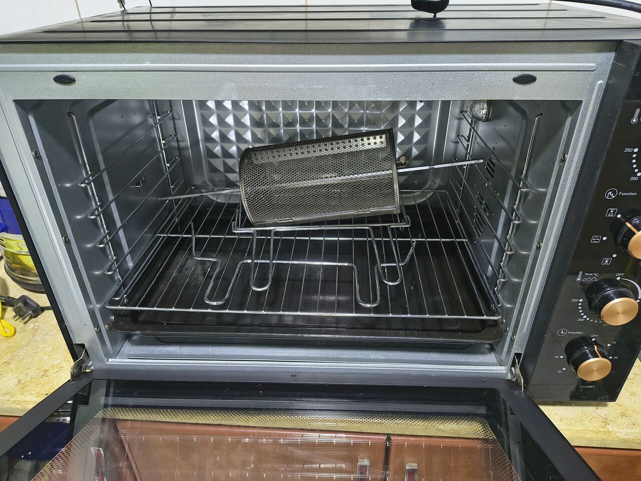 Jubail, Appliances, SAR 450,  Edison Electric Oven 100L &ndash; 2800W &ndash; Excellent Condition