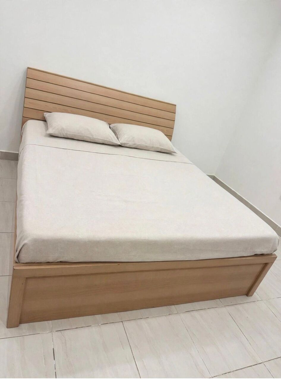 Jeddah, Furniture, SAR 1200,  Bedroom Set - Bed +6 Door Wardrobe With Mirrors