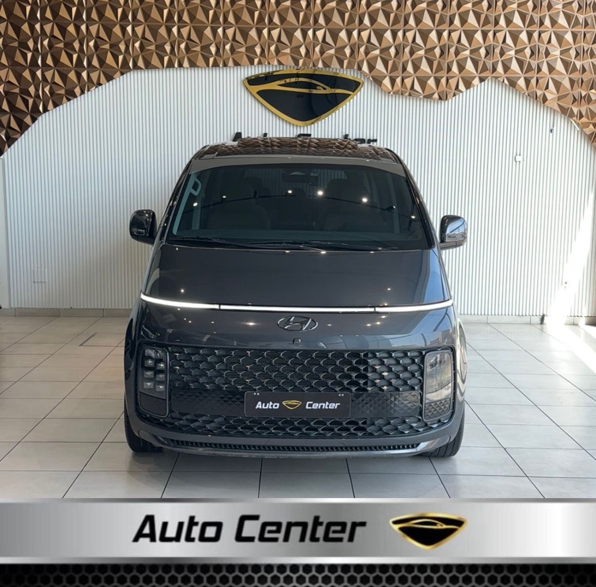 Riffa, Vehicles, Cars & Trucks , BHD 10800,  HYUNDAI STARIA 2023 GREY,  2023,  Automatic,  100000 KM,