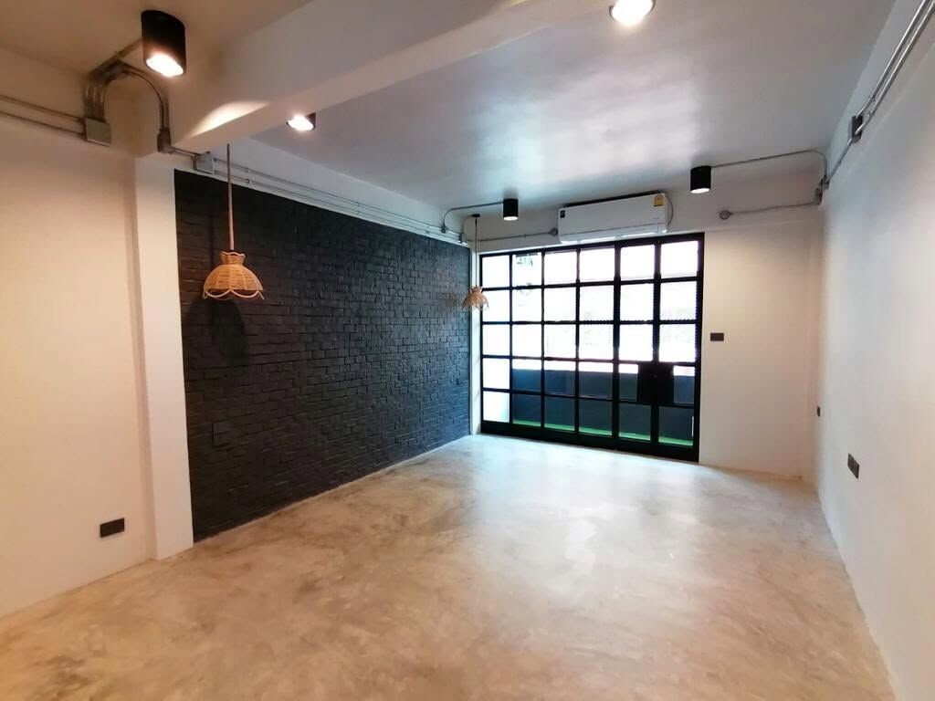 Bangkok, Villas, THB 60000,  20 Sq. Feet,  Rent A Home Office In Soi Sukhumvit 65, Near BTS Ekkamai, Only 450 Meters, 4 Floors,