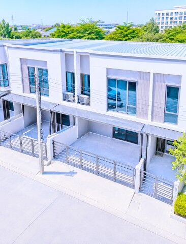 Bangkok, Villas, THB 34999,  18 Sq. Feet,  Mega Bangna IKEA Bangna Pleno Is A 2 Storey, 3 Bed, 2 Bath, 18 Sq.w, 110 Sqm Townhouse