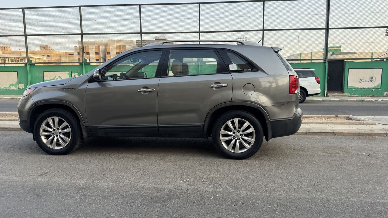 Al Rehab, Vehicles, Cars & Trucks , SAR 26500,  Kia Sorento,  2012,  Automatic,  207000 KM,    Full Option In Excellent Condition
