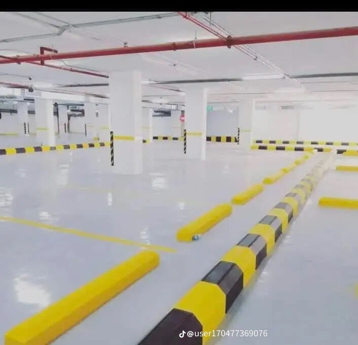 Al Aziziyah, Construction, Concret