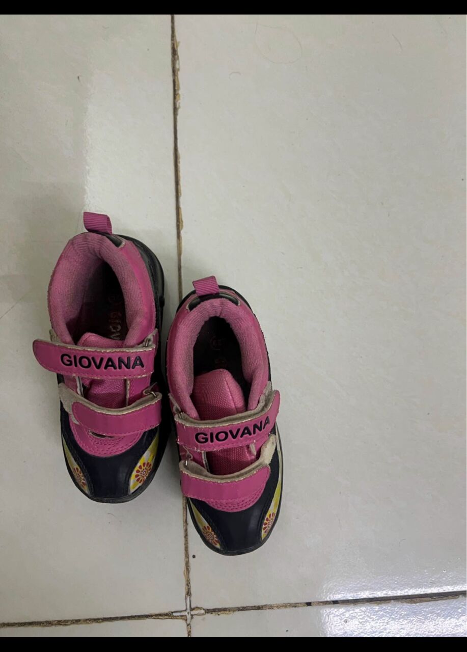 Al Aziziyah, Baby & Kid Stuff, SAR 50,  Skates Shoes