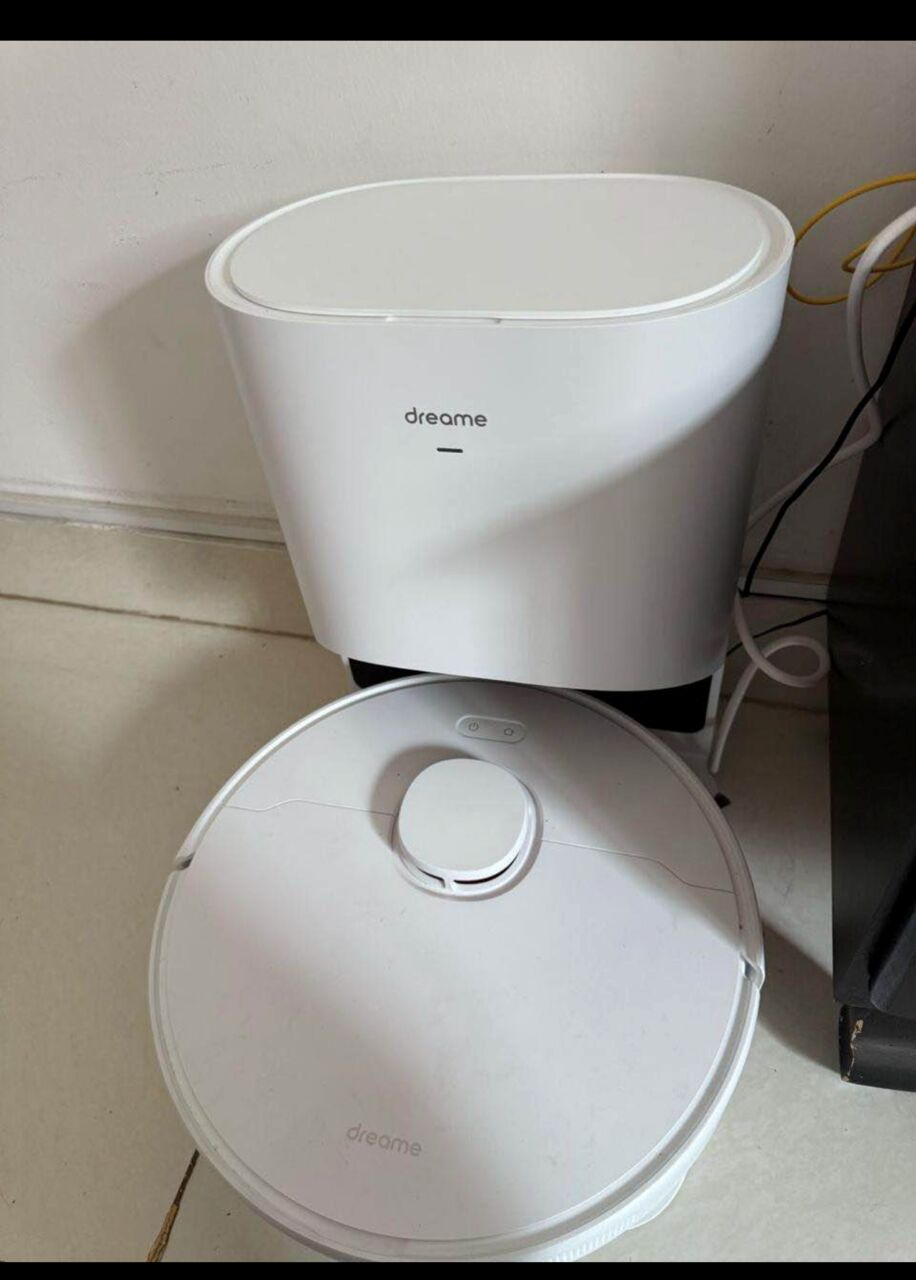 Al Aziziyah, Appliances, SAR 800,  Robovac Vacum Dreame With Self Emptying