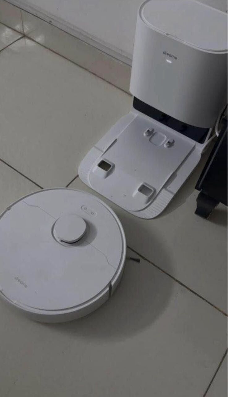 Al Aziziyah, Appliances, SAR 800,  Robovac Vacum Dreame With Self Emptying